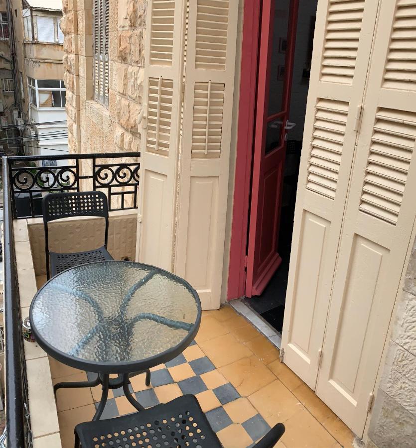 Guesthouse Comfy - Separate Rooms In The Apartment For A Relaxing Holiday Хайфа Екстер'єр фото