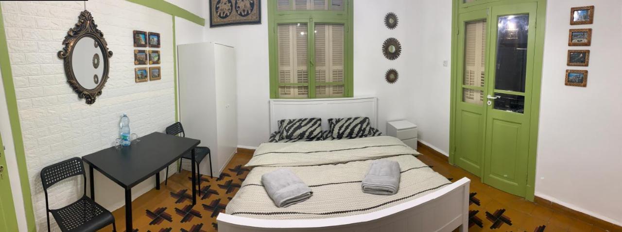 Guesthouse Comfy - Separate Rooms In The Apartment For A Relaxing Holiday Хайфа Екстер'єр фото