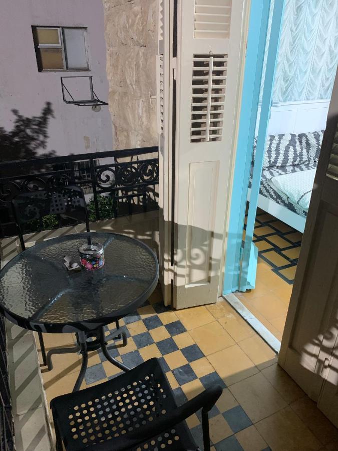 Guesthouse Comfy - Separate Rooms In The Apartment For A Relaxing Holiday Хайфа Екстер'єр фото