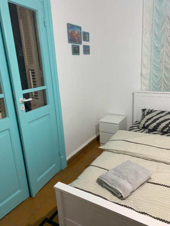 Guesthouse Comfy - Separate Rooms In The Apartment For A Relaxing Holiday Хайфа Екстер'єр фото